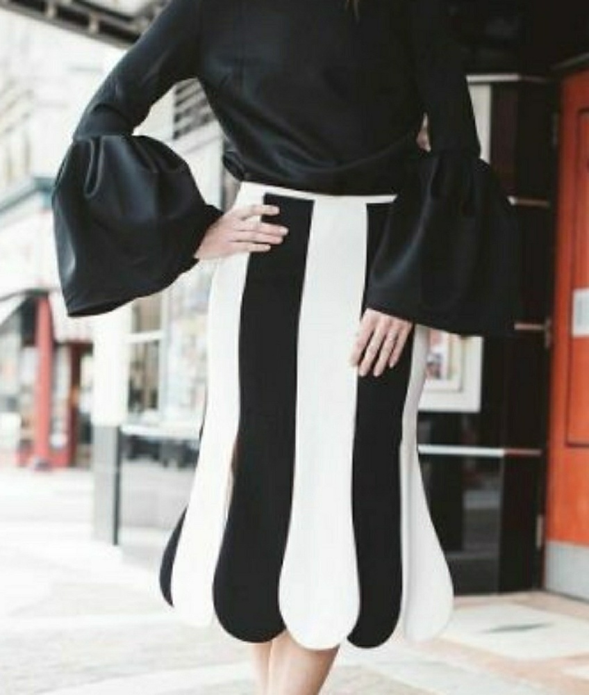 Victoria Beckham Scallop fashion skirt flare